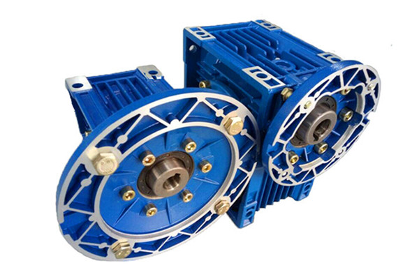 蝸輪蝸桿減速機(jī) 蝸輪蝸桿減速機(jī)