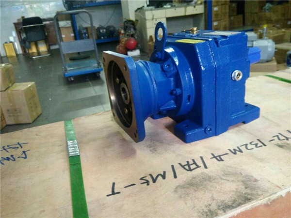 VEMT減速機(jī)電機(jī)廠家 (41) VEMT減速機(jī)電機(jī)廠家 (41)