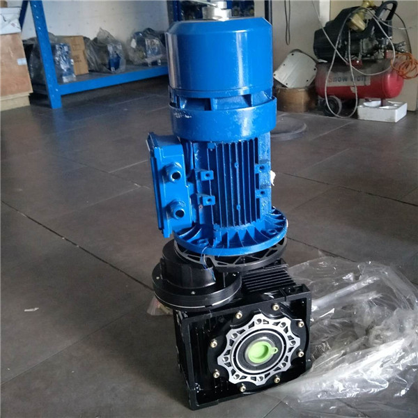 PC80減速機+RV110減速機+0.75KW剎車電機2 PC80減速機+RV110減速機+0.75KW剎車電機2