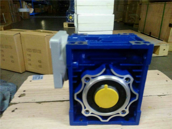 RV蝸輪蝸桿減速機 (7) RV蝸輪蝸桿減速機 (7)