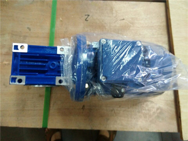 VEMTE蝸輪蝸桿減速機 (11) VEMTE蝸輪蝸桿減速機 (11)