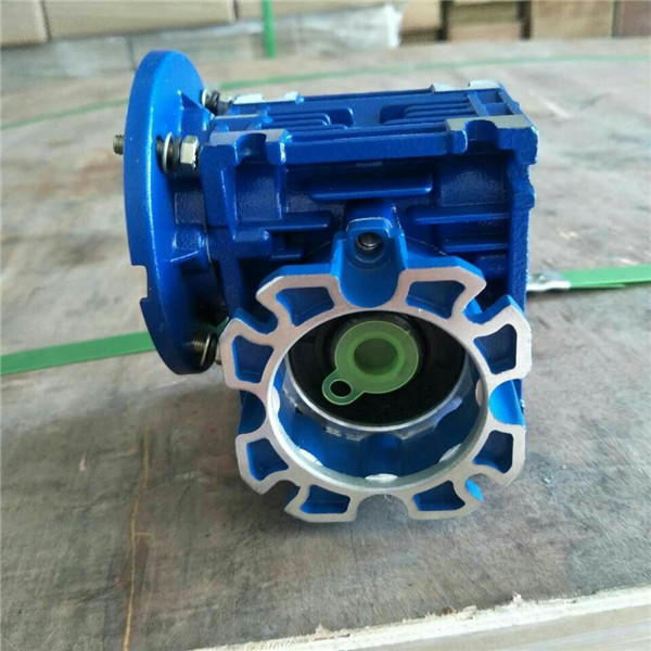 VEMTE蝸輪蝸桿減速機(jī)NMRV (16) VEMTE蝸輪蝸桿減速機(jī)NMRV (16)