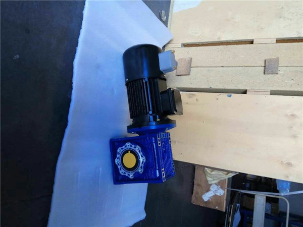 VEMTE蝸輪蝸桿減速機NMRV (6) VEMTE蝸輪蝸桿減速機NMRV (6)