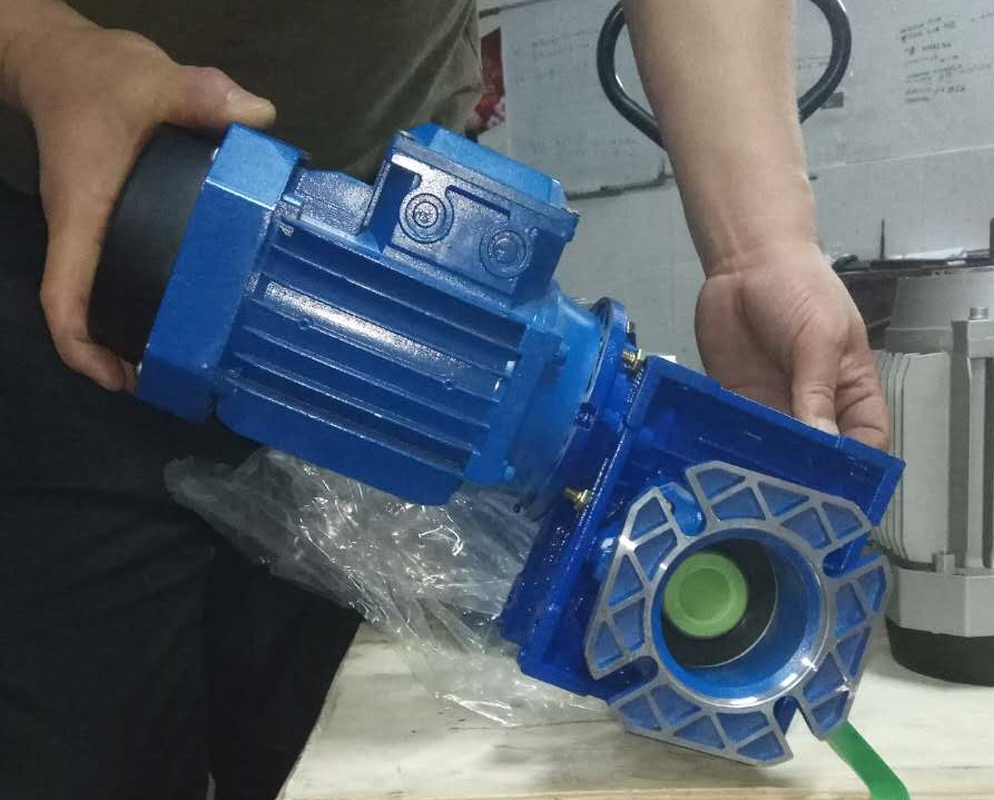 NMRV075110-400減速器,NMRV075減速機,NMRV110減速機 NMRV075110-400減速器,NMRV075減速機,NMRV110減速機