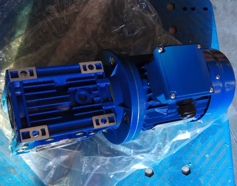 NMRV075-30-1.1KW減速機,NMRV075減速機,RV75減速機 NMRV075-30-1.1KW減速機,NMRV075減速機,RV75減速機