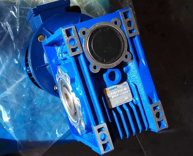 絲束水洗機減速機,NMRV050-15-0.12KW,NMRV050減速器 絲束水洗機減速機,NMRV050-15-0.12KW,NMRV050減速器