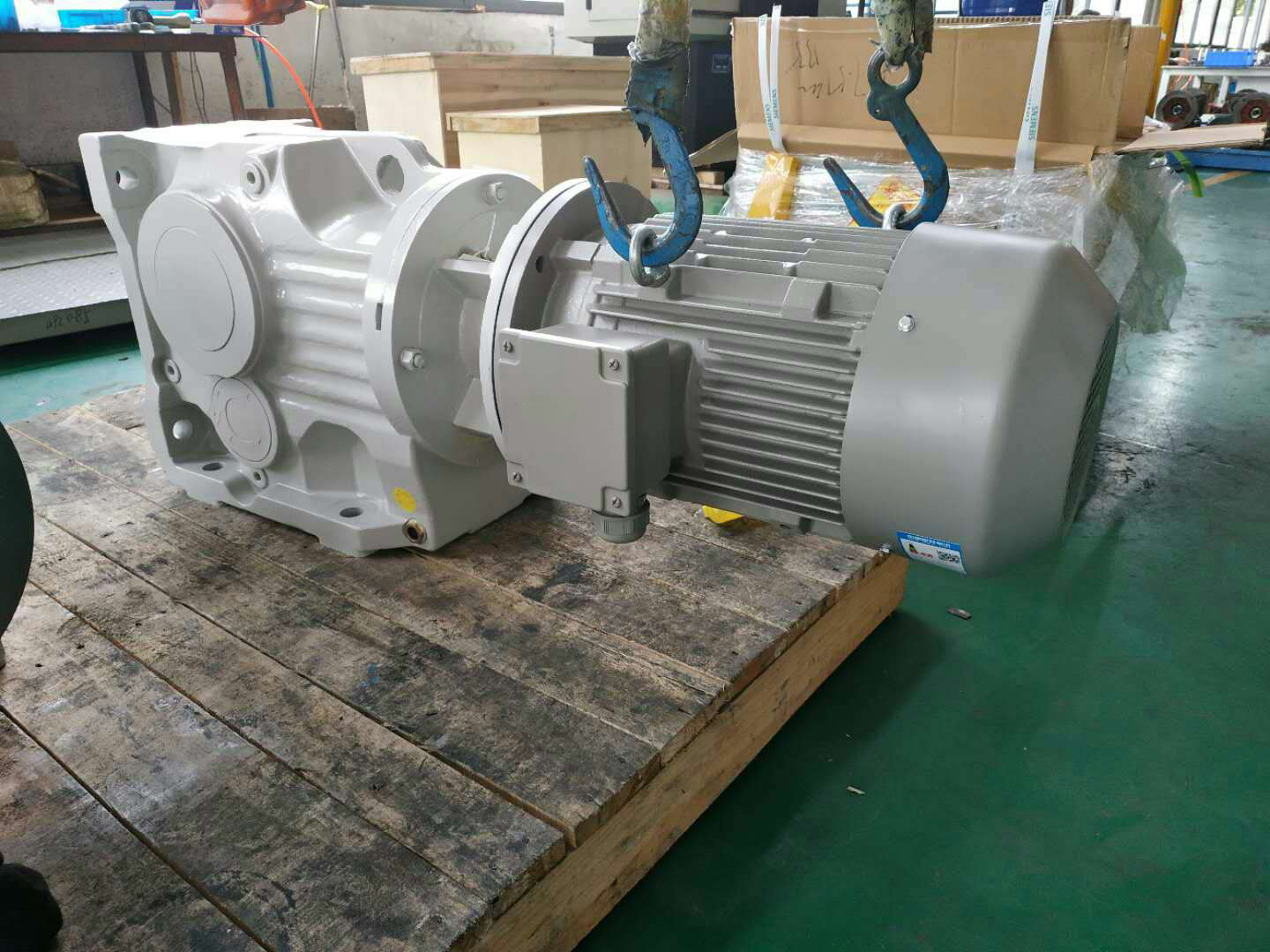 固液分離脫水機減速機,SAF67DS100減速機,S67減速機 固液分離脫水機減速機,SAF67DS100減速機,S67減速機