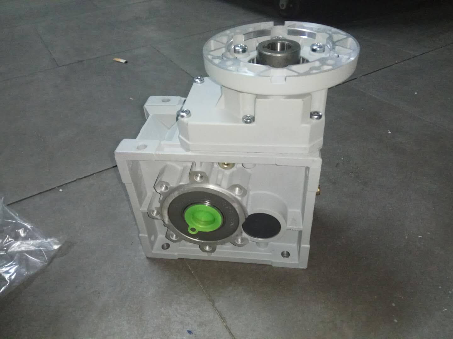 混勻堆料機減速機,RV30減速機 混勻堆料機減速機,RV30減速機