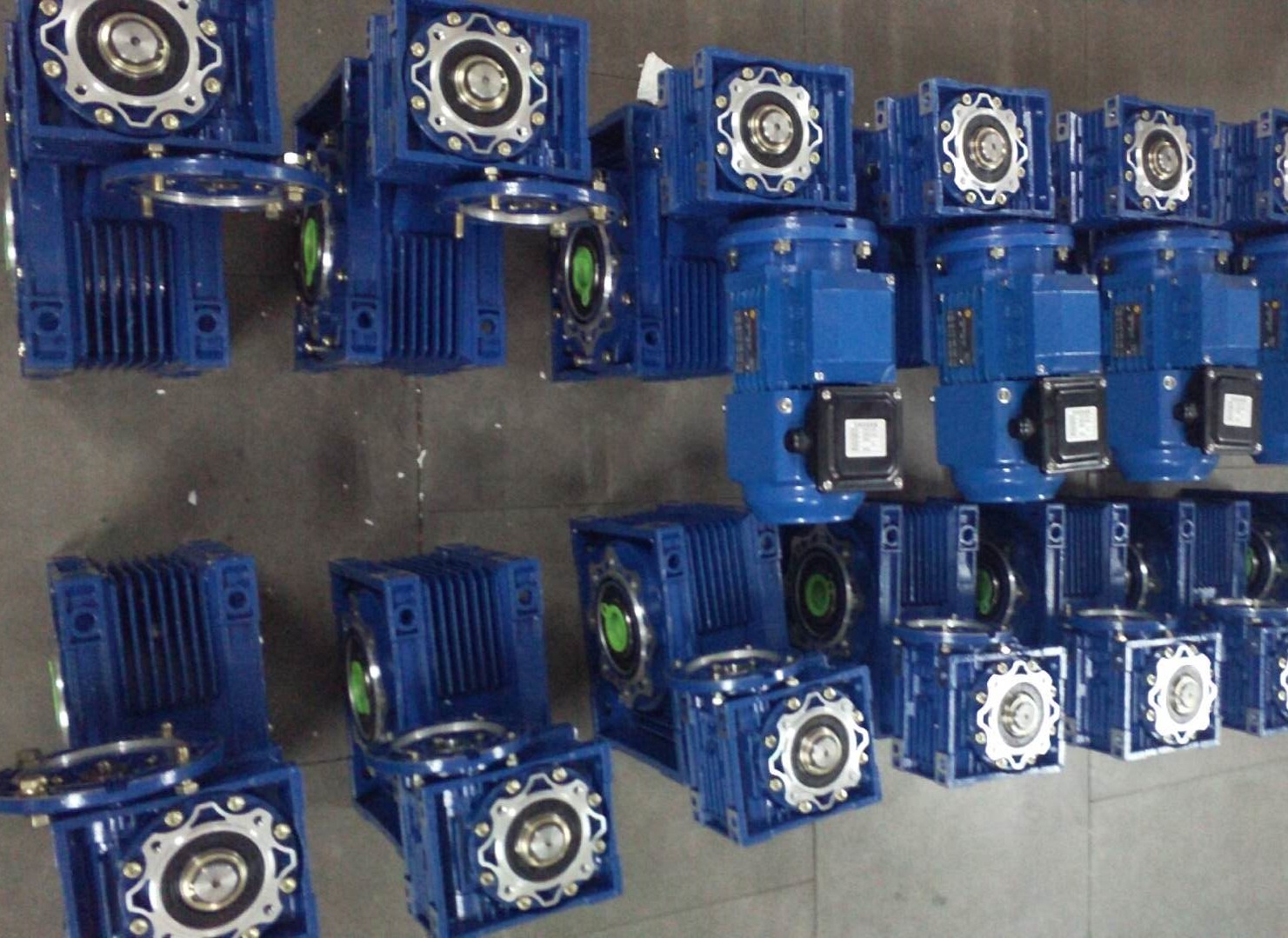 制藥設備減速機,NMRV130減速機電機,蝸輪減速機,齒輪減速機 制藥設備減速機,NMRV130減速機電機,蝸輪減速機,齒輪減速機