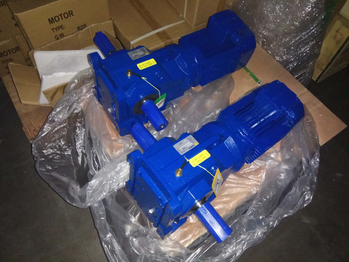 吸塵彈花機(jī)減速機(jī),齒輪減速電機(jī),K107DT100M4,齒輪減速機(jī) 吸塵彈花機(jī)減速機(jī),齒輪減速電機(jī),K107DT100M4,齒輪減速機(jī)