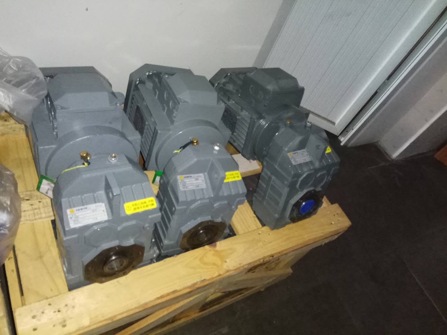 摩天輪減速機,齒輪減速電機,減速機F47,F47DV63M4 摩天輪減速機,齒輪減速電機,減速機F47,F47DV63M4