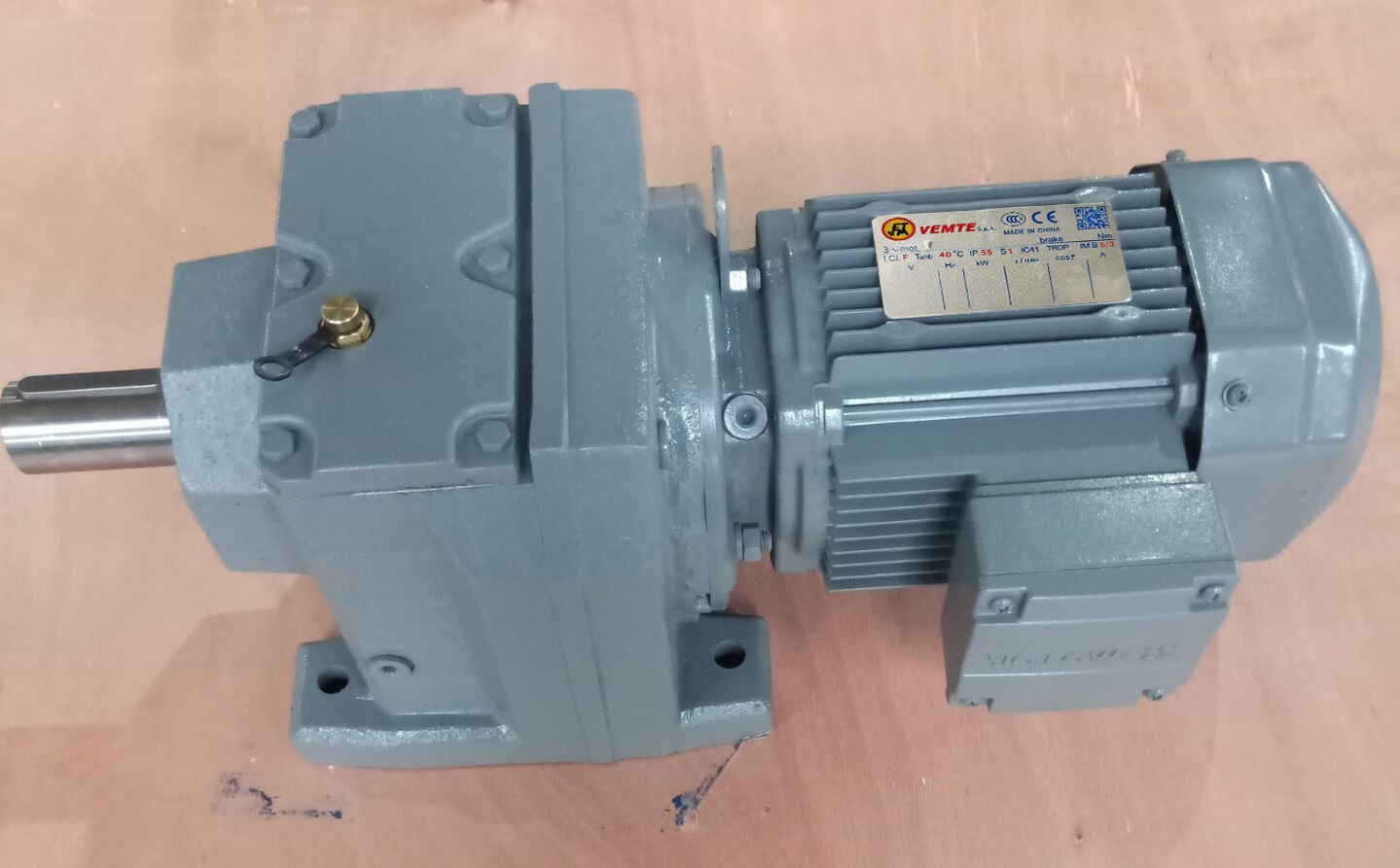 GR107Y180L4,22KW減速機,攪拌器減速機,齒輪減速機 GR107Y180L4,22KW減速機,攪拌器減速機,齒輪減速機