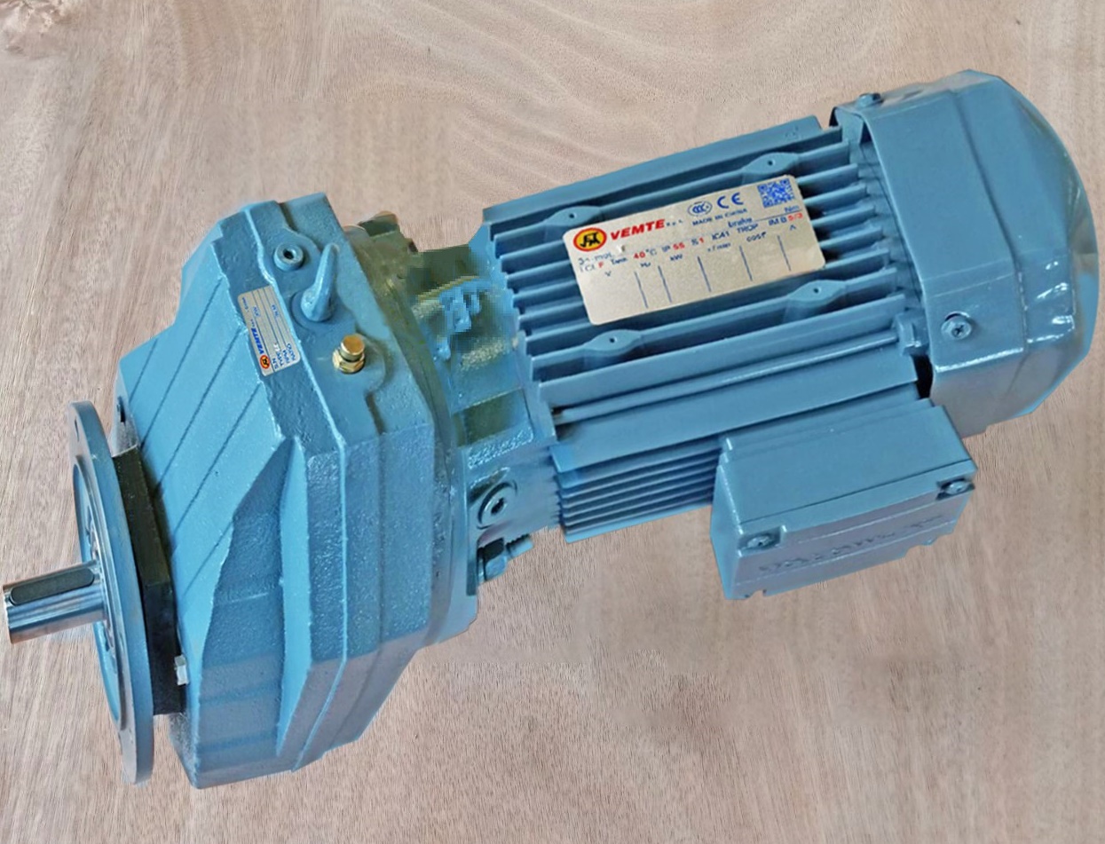 減速機RXF67DV100M4 減速機RXF67DV100M4