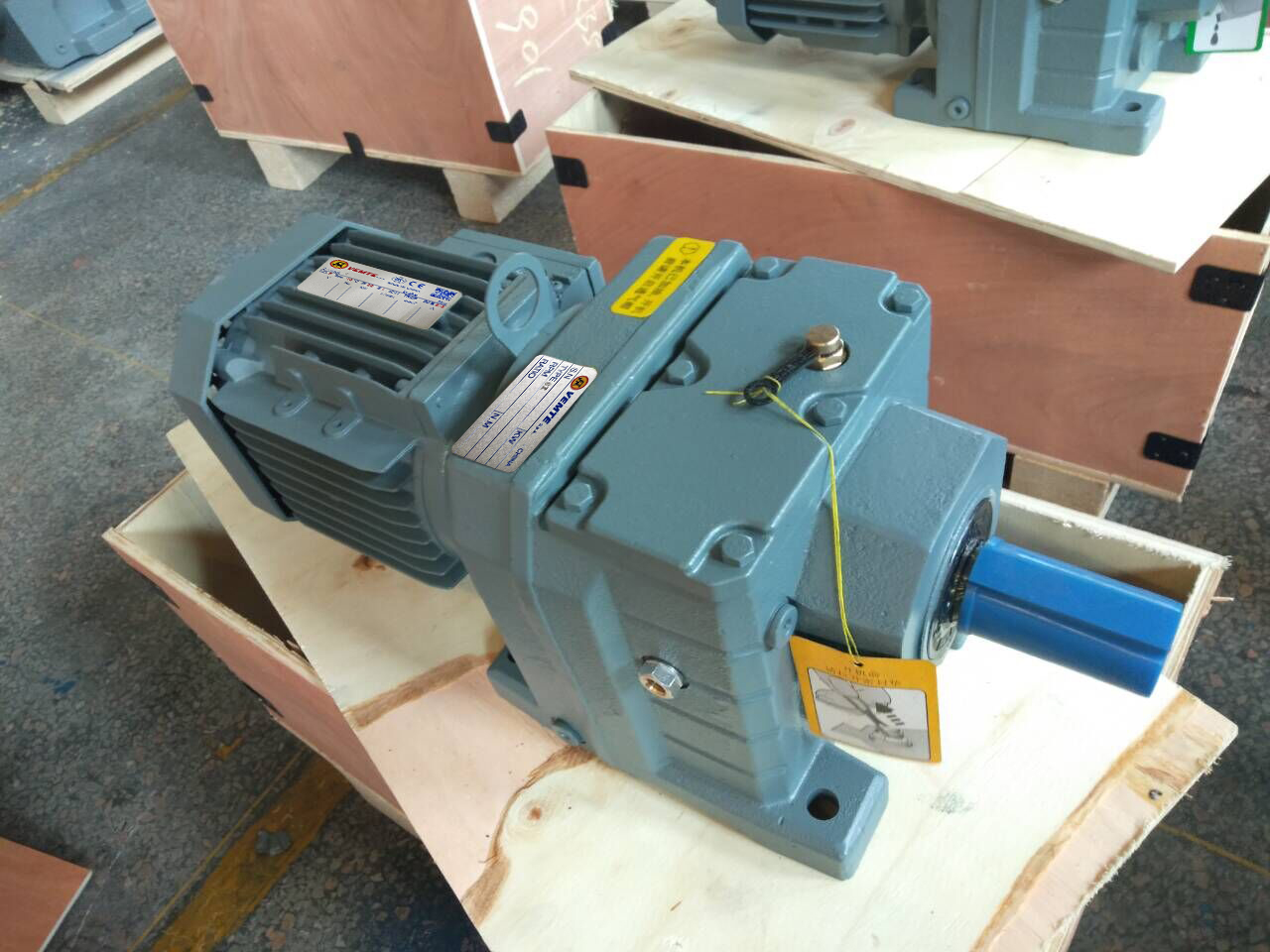 GR37Y80M4,R37減速機(jī),0.75KW減速機(jī),R型減速機(jī) GR37Y80M4,R37減速機(jī),0.75KW減速機(jī),R型減速機(jī)