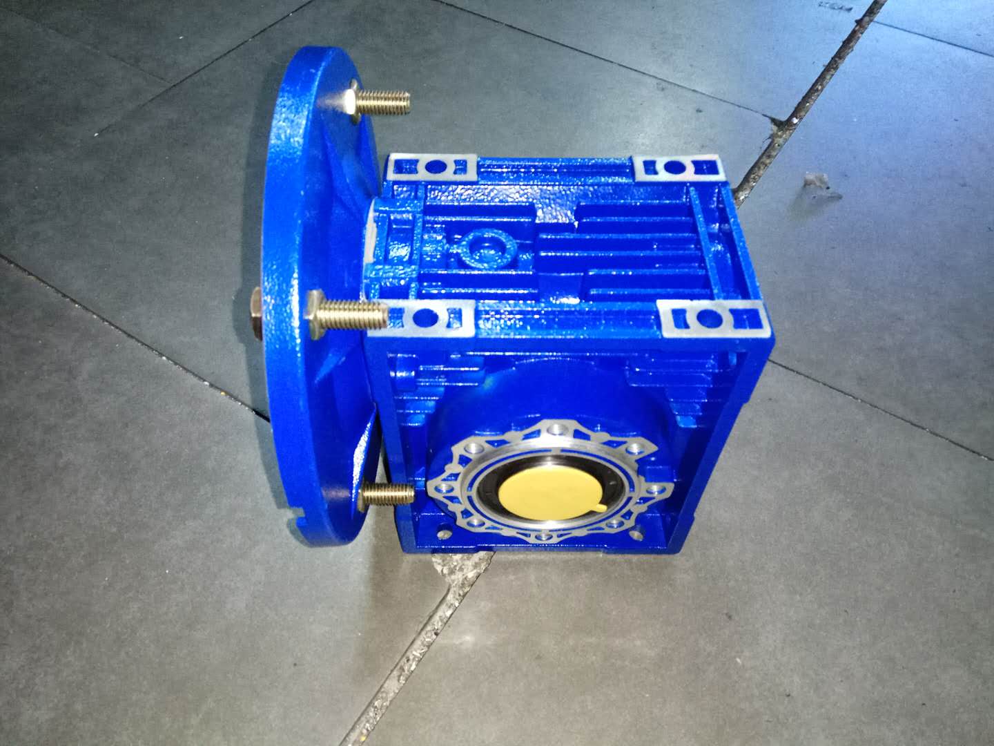 蝸輪蝸桿減速機,12.43NM電機,齒輪減速電機,NMRV減速機,NMRV075減速機 蝸輪蝸桿減速機,12.43NM電機,齒輪減速電機,NMRV減速機,NMRV075減速機