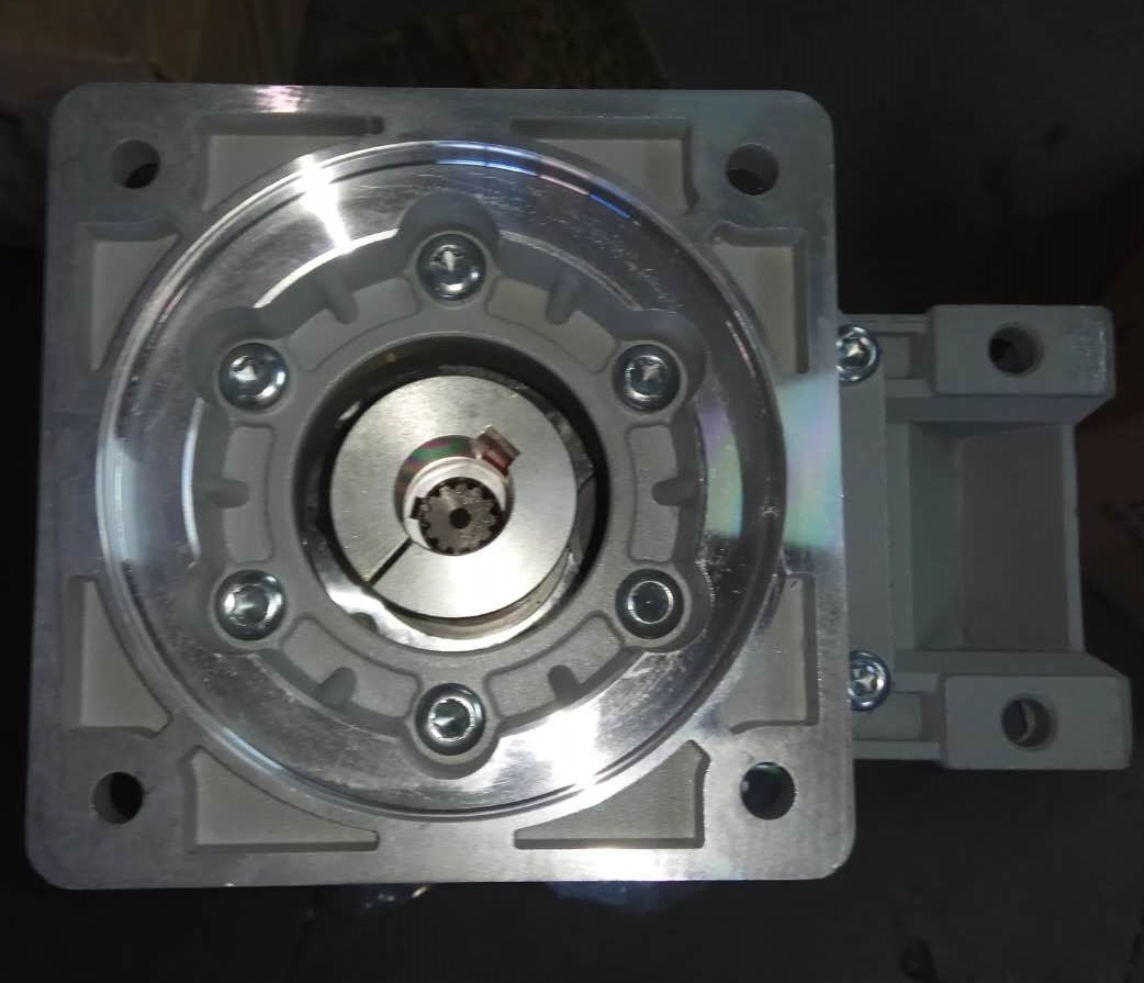 伺服電機(jī)配NMRV蝸輪蝸桿減速機(jī) 伺服電機(jī)配NMRV蝸輪蝸桿減速機(jī)