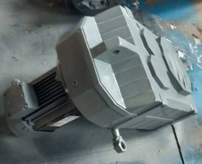 2.2KW減速馬達 2.2KW減速馬達