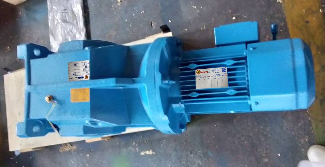 立體車庫減速機,立體車庫電機,轉角減速機,自鎖減速機,剎車電機 立體車庫減速機,立體車庫電機,轉角減速機,自鎖減速機,剎車電機