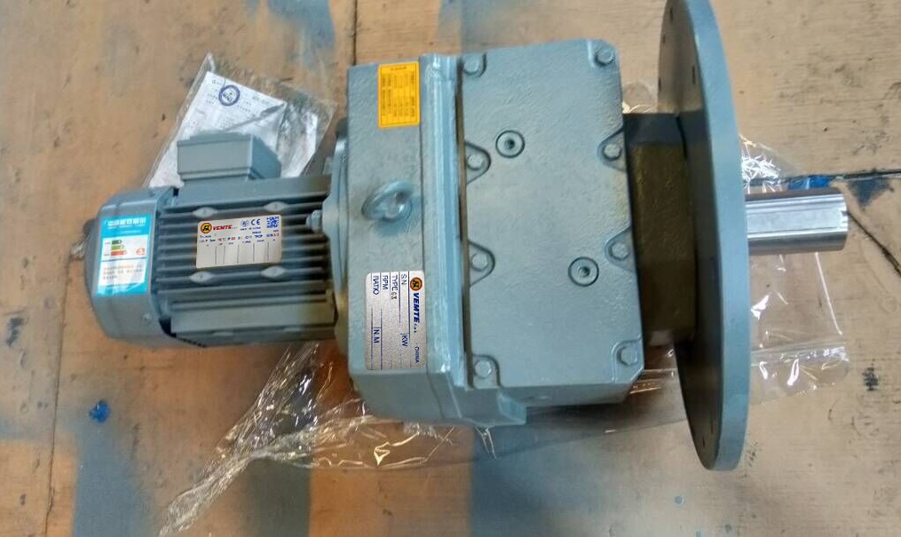 皮帶輸送機減速機,0.55KW減速機,電機減速器,2.2轉減速機 皮帶輸送機減速機,0.55KW減速機,電機減速器,2.2轉減速機