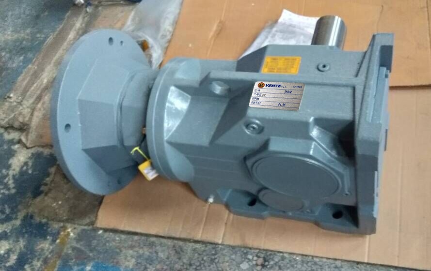 K型減速機,7.5KW減速機,20比減速機,機械設備減速機,直角減速機 K型減速機,7.5KW減速機,20比減速機,機械設備減速機,直角減速機