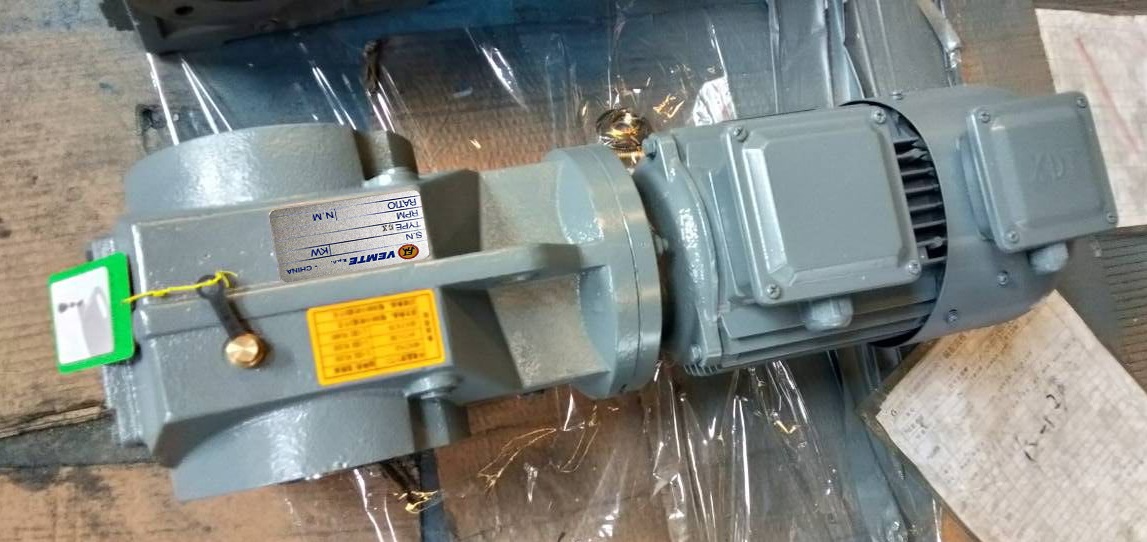 榨油機(jī)減速機(jī)，變頻減速機(jī),370W減速機(jī),硬齒面減速機(jī)