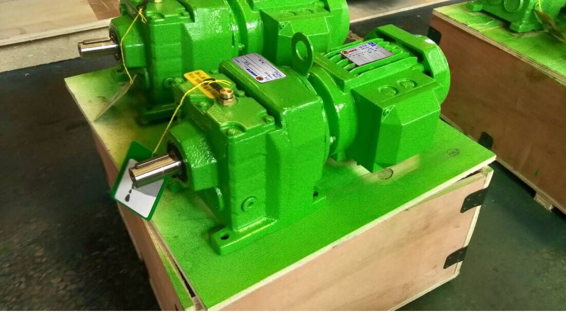 注塑機減速機,同軸減速機,132KW減速機,R型減速機,R167減速機 注塑機減速機,同軸減速機,132KW減速機,R型減速機,R167減速機