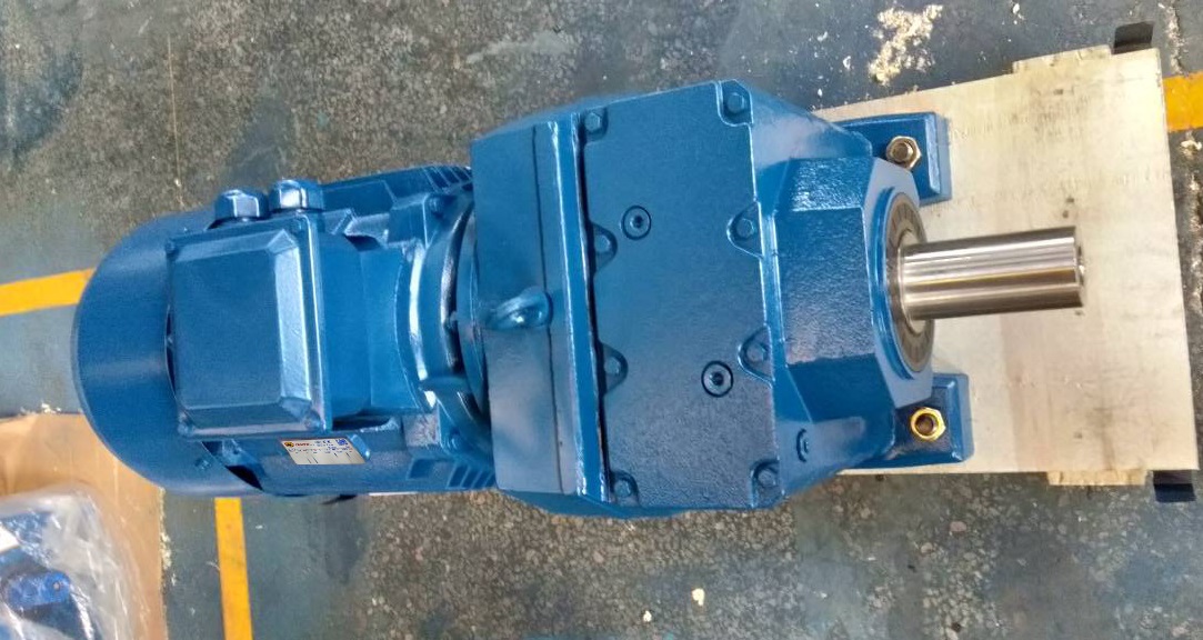 10噸負載減速機,轉(zhuǎn)盤設(shè)備減速機,減速機選型,齒輪減速機 10噸負載減速機,轉(zhuǎn)盤設(shè)備減速機,減速機選型,齒輪減速機