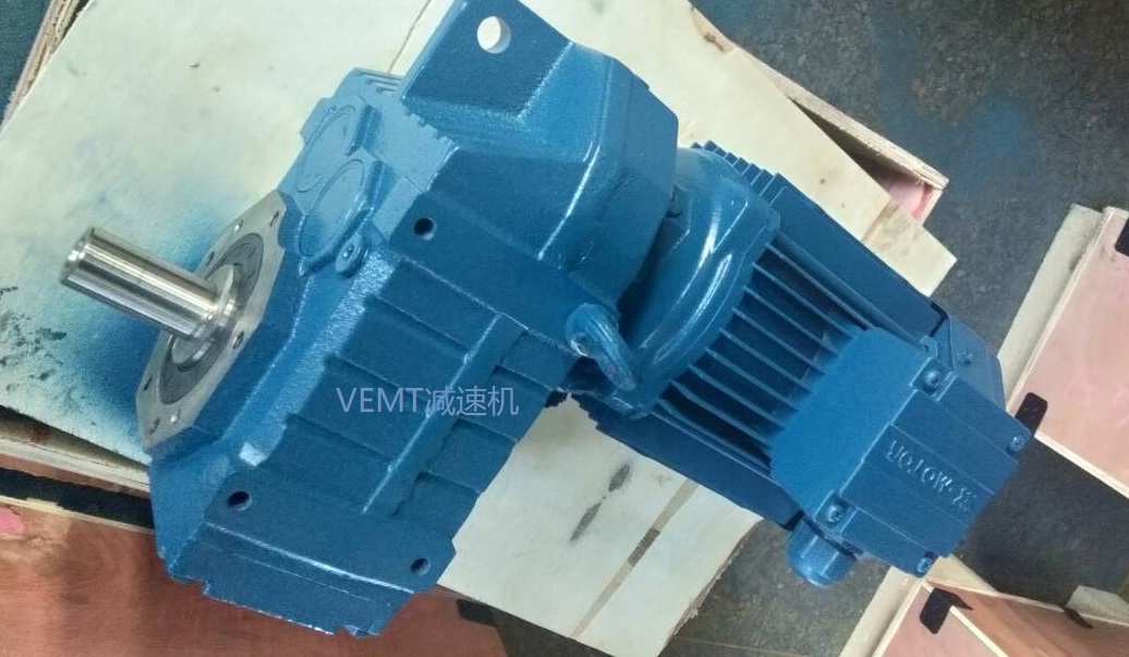 11KW減速機,F系列平行軸齒輪減速機 11KW減速機,F系列平行軸齒輪減速機