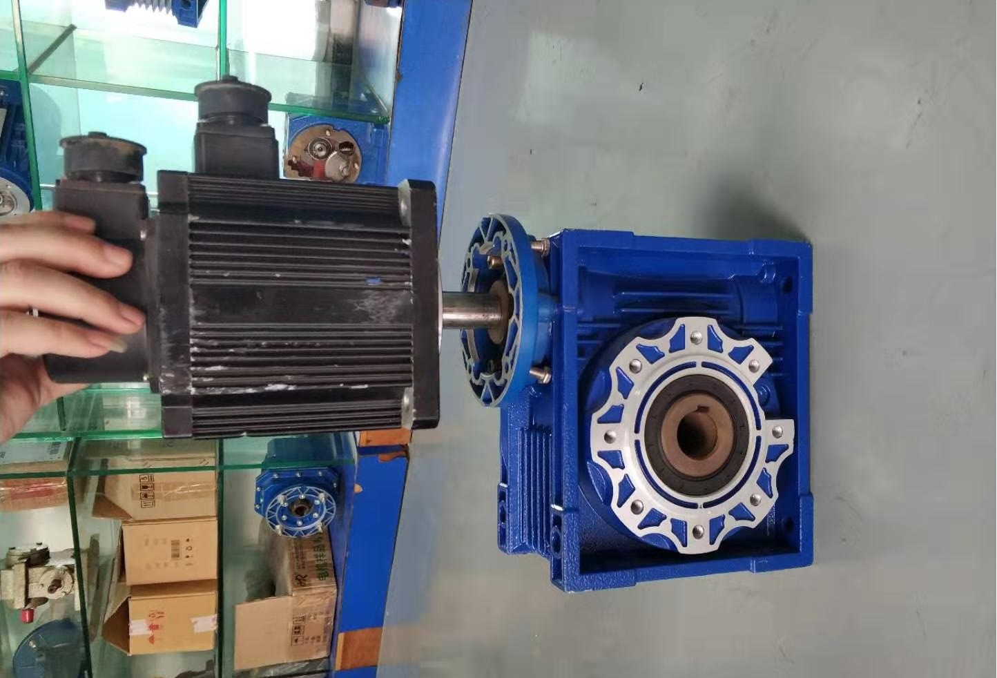 自鎖減速機(jī)電機(jī),自鎖蝸輪減速機(jī) 自鎖減速機(jī)電機(jī),自鎖蝸輪減速機(jī)