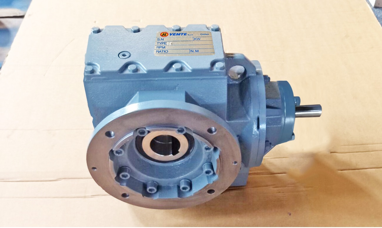 SA型減速機,軸入式減速機,自鎖蝸輪中空減速機 SA型減速機,軸入式減速機,自鎖蝸輪中空減速機