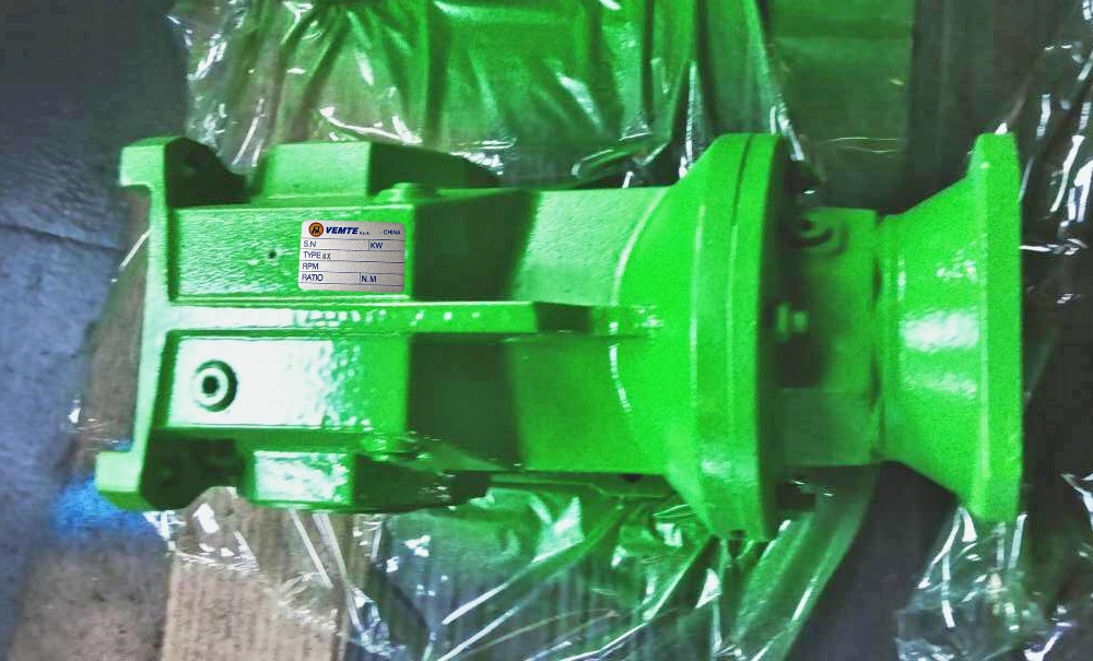 直角減速機,3KW電機減速機,傘齒輪減速機,蝸輪減速機 直角減速機,3KW電機減速機,傘齒輪減速機,蝸輪減速機