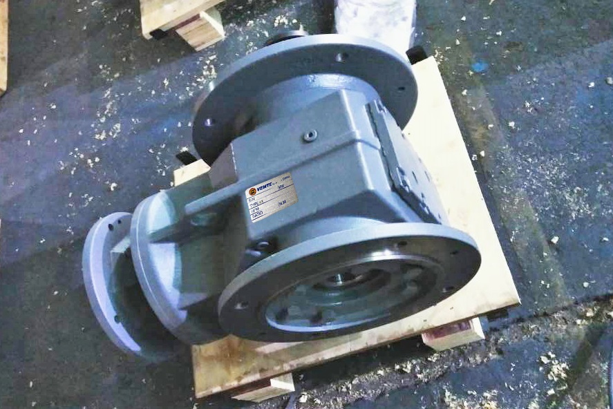 直角軸減速機,400W減速機,100比減速機,直角齒輪箱 直角軸減速機,400W減速機,100比減速機,直角齒輪箱