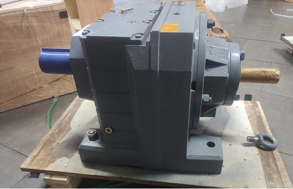 卷揚機減速機,0.75KW減速機,32轉減速機,電機減速器 卷揚機減速機,0.75KW減速機,32轉減速機,電機減速器