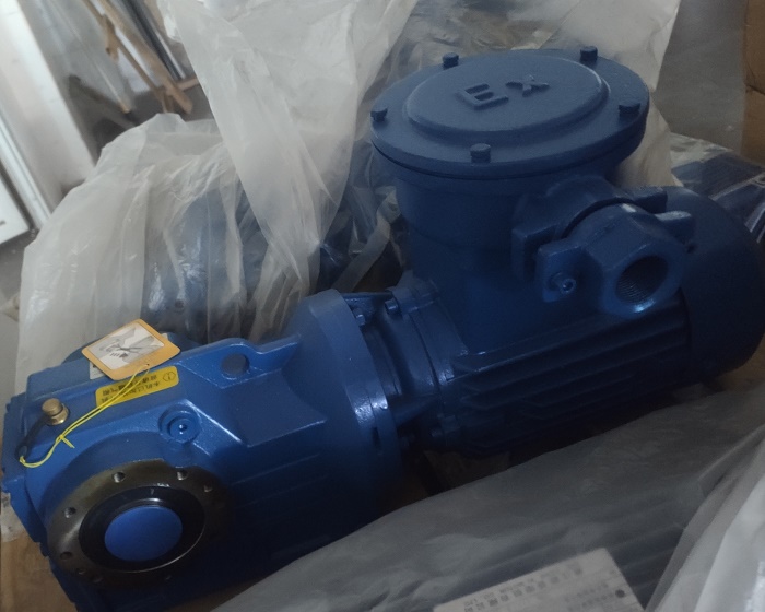 750W電機減速機 750W電機減速機