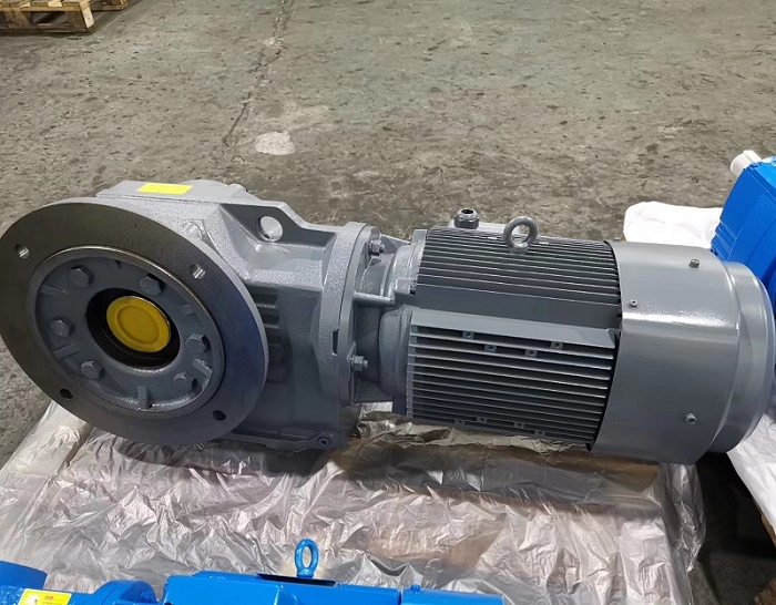 45KW變頻調速電機減速機 45KW變頻調速電機減速機