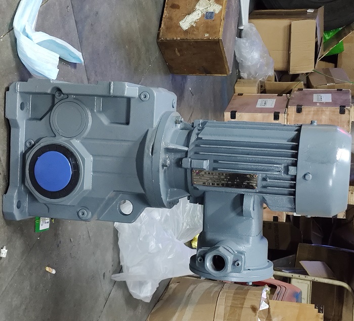 創(chuàng)聚曼減速機(jī) 創(chuàng)聚曼減速機(jī)