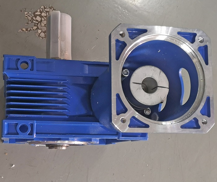 斜齒輪蝸輪減速機能帶自鎖功能 斜齒輪蝸輪減速機能帶自鎖功能