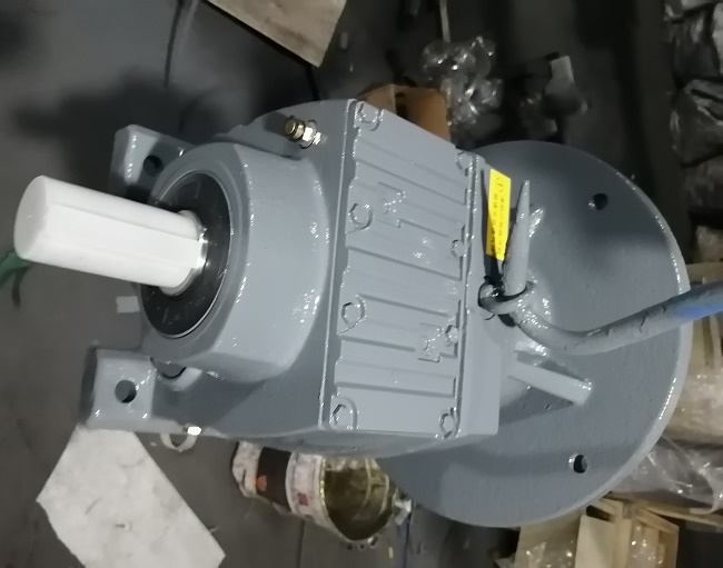 雨田減速機 雨田減速機