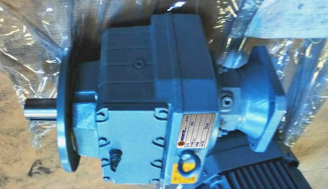 帶動34T噸的減速機,糧食烘干機電機減速機,31000W伺服電機減速機 帶動34T噸的減速機,糧食烘干機電機減速機,31000W伺服電機減速機