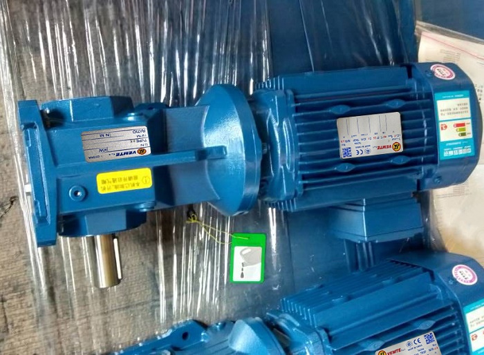 減速機(jī)帶2530W電機(jī) 減速機(jī)帶2530W電機(jī)