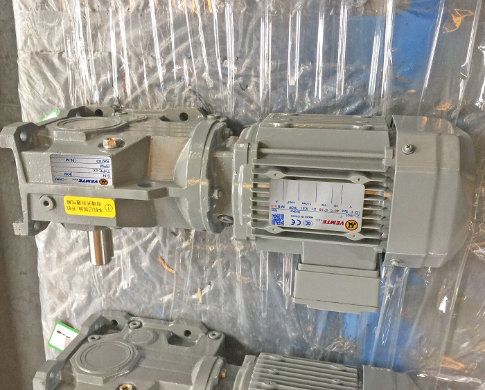 減速機帶3500W電機 減速機帶3500W電機