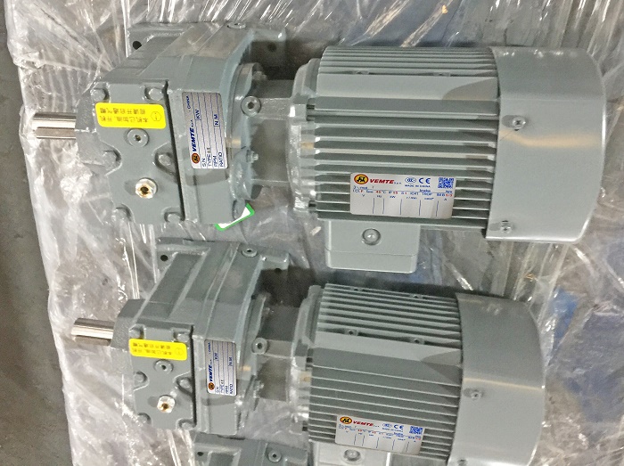 減速機配上三相異步電機_ 減速機配上三相異步電機_