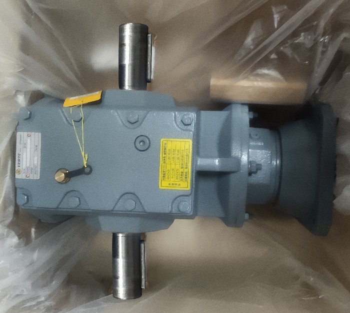 配伺服電機蝸輪減速機 配伺服電機蝸輪減速機