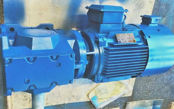 3KW電機減速機,灌裝機減速機,減速機電機選型樣本,3000W減速電機 3KW電機減速機,灌裝機減速機,減速機電機選型樣本,3000W減速電機