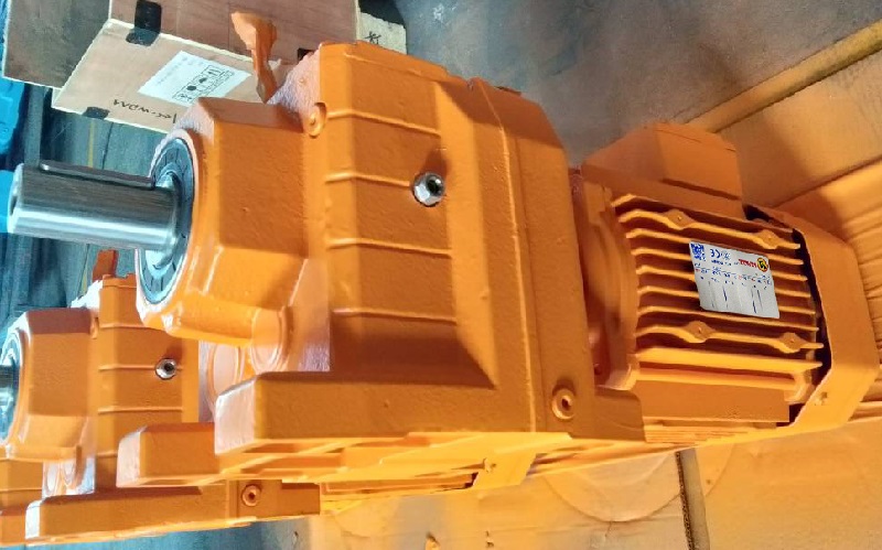 木工機械減速機,減速電機木工機械用,減速器選型,機械設備電機 木工機械減速機,減速電機木工機械用,減速器選型,機械設備電機