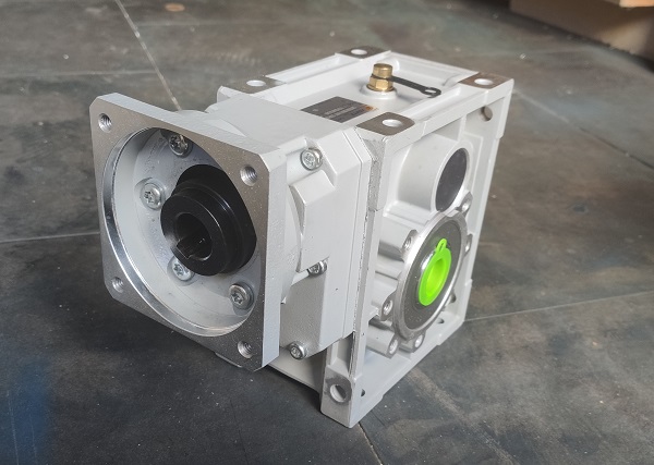 全自動沖板機伺服電機減速機選型手冊資料樣本下載,沖板機減速機,伺服減速機樣本 全自動沖板機伺服電機減速機選型手冊資料樣本下載,沖板機減速機,伺服減速機樣本