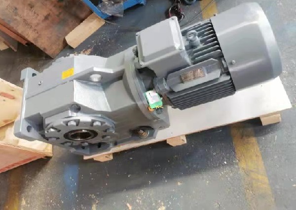 1018 (12)用 1018 (12)用