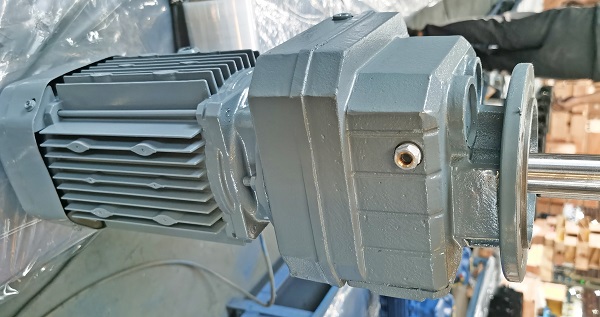 1比52減速電機,1:52減速機,52比減速器,彈簧機減速機,減速機樣本 1比52減速電機,1:52減速機,52比減速器,彈簧機減速機,減速機樣本