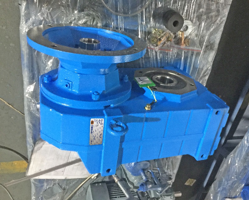 1比74減速電機,1:74減速機,74比減速器,卷簾機減速機,減速機樣本 1比74減速電機,1:74減速機,74比減速器,卷簾機減速機,減速機樣本