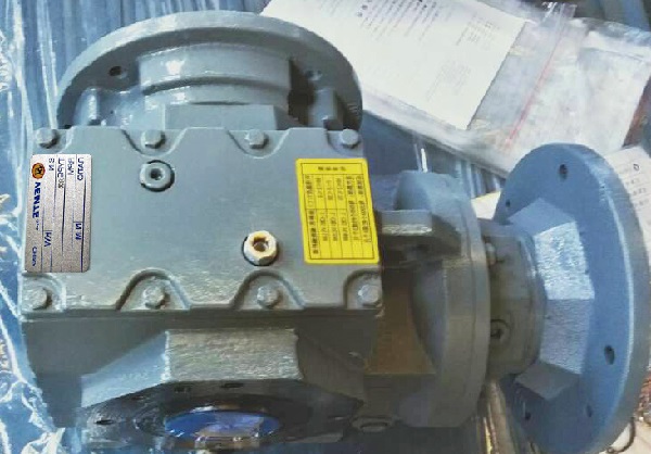 1比96減速電機(jī),1:96減速機(jī),96比減速器,抹灰機(jī)減速機(jī),減速機(jī)樣本 1比96減速電機(jī),1:96減速機(jī),96比減速器,抹灰機(jī)減速機(jī),減速機(jī)樣本